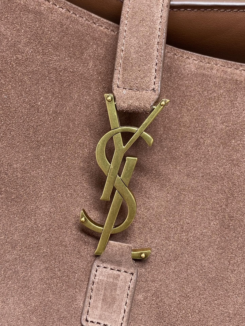 Y51 hobo bags